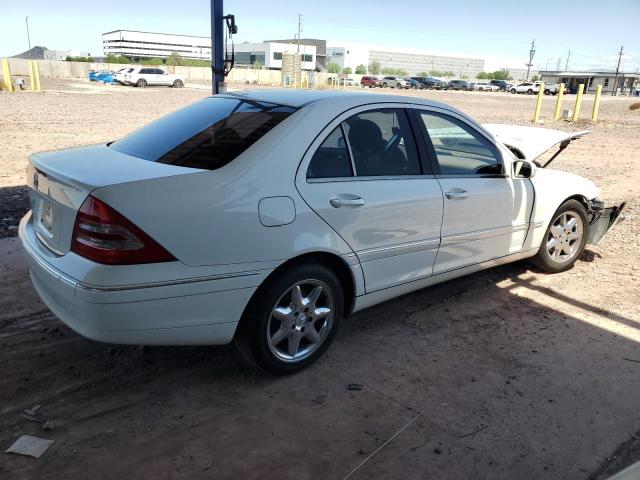 MERCEDES-BENZ C 240 2004 white  gas WDBRF61J64E015626 photo #4