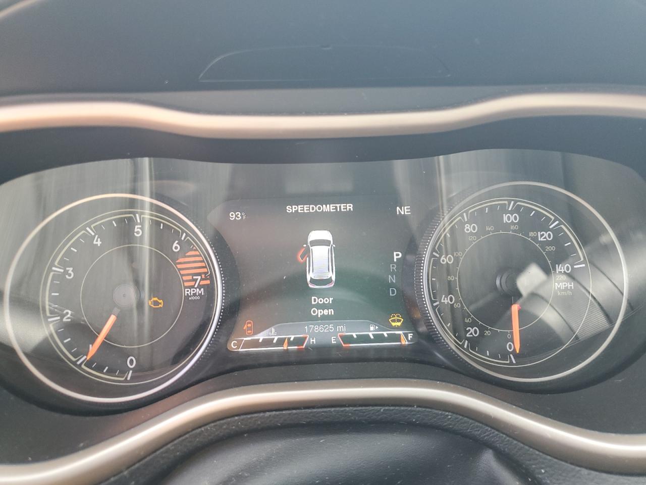Jeep Cherokee l 2016
