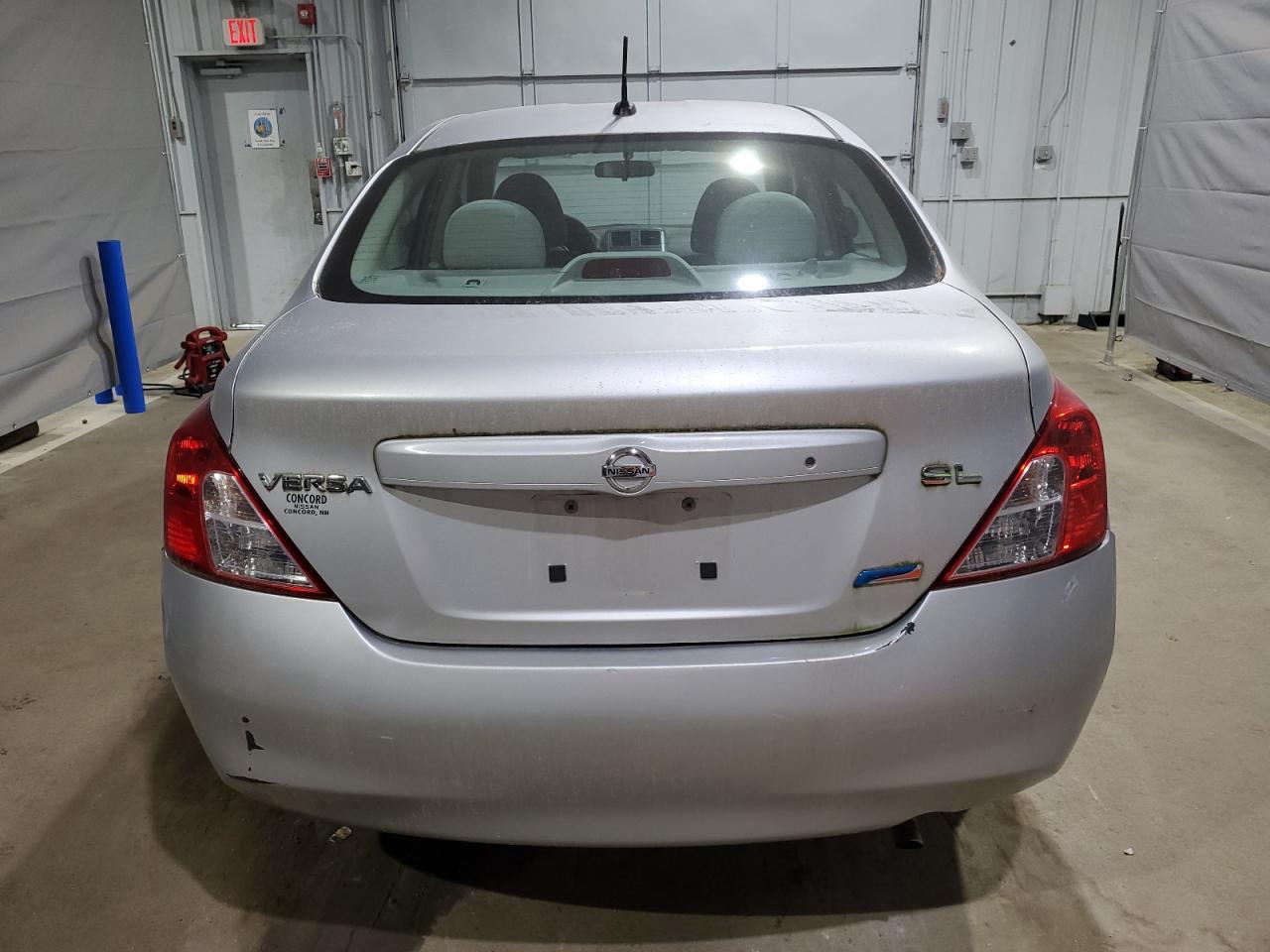 NISSAN VERSA S