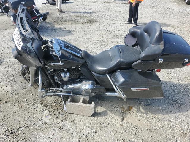 2018 HARLEY-DAVIDSON FLHTCU ULT 1HD1FCC12JB605358