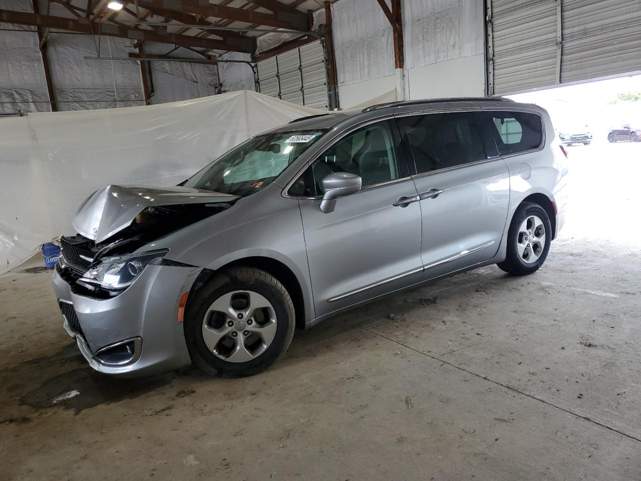 CHRYSLER PACIFICA TOURING L PLUS