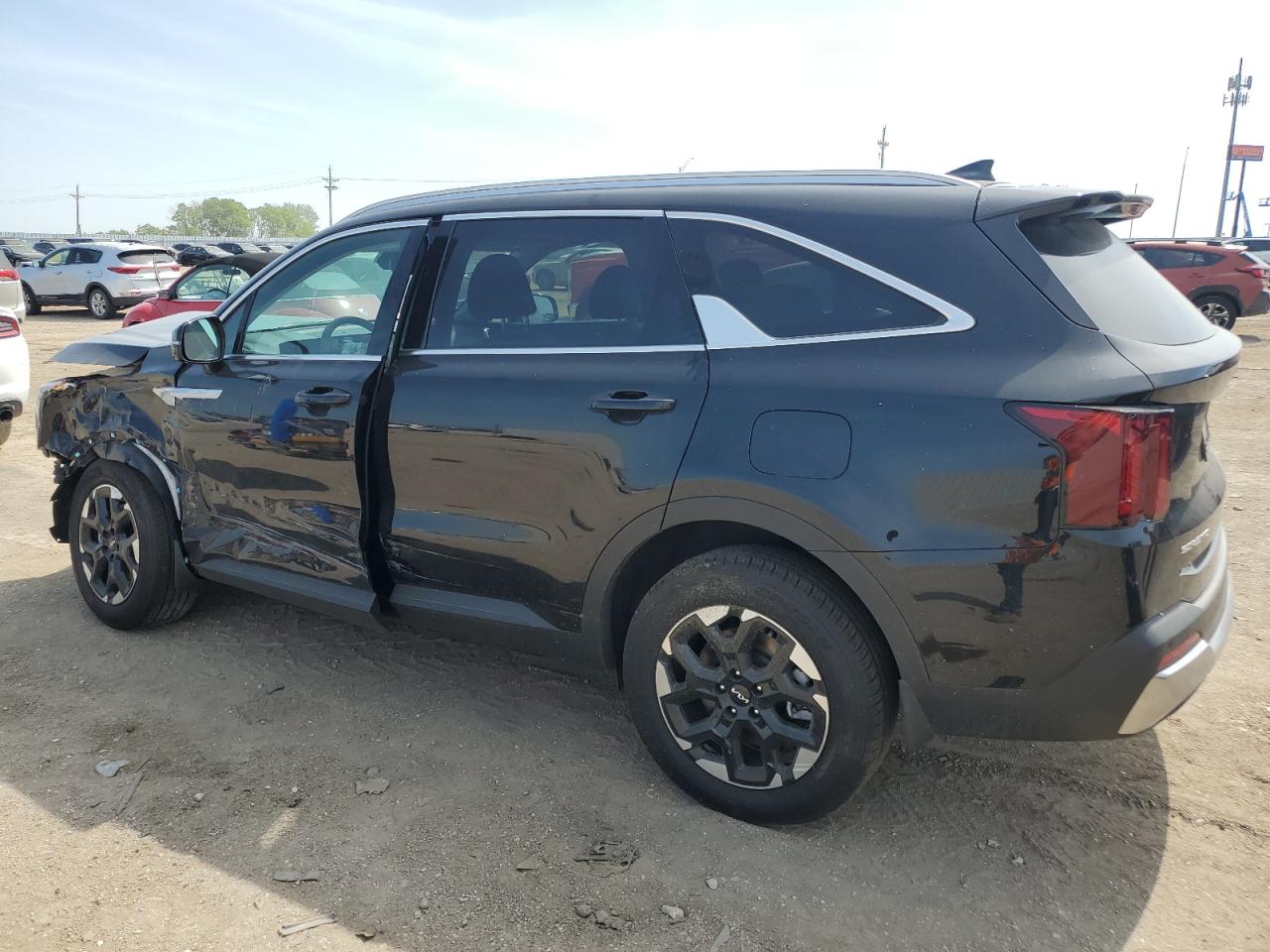Lot #3302713002 2025 KIA SORENTO S