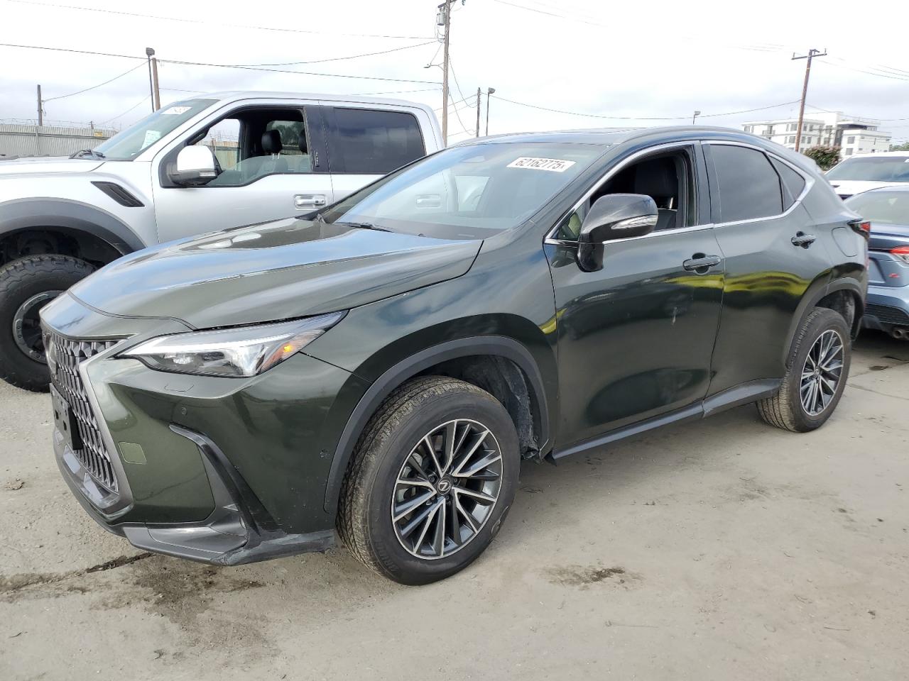 LEXUS NX 350H BASE