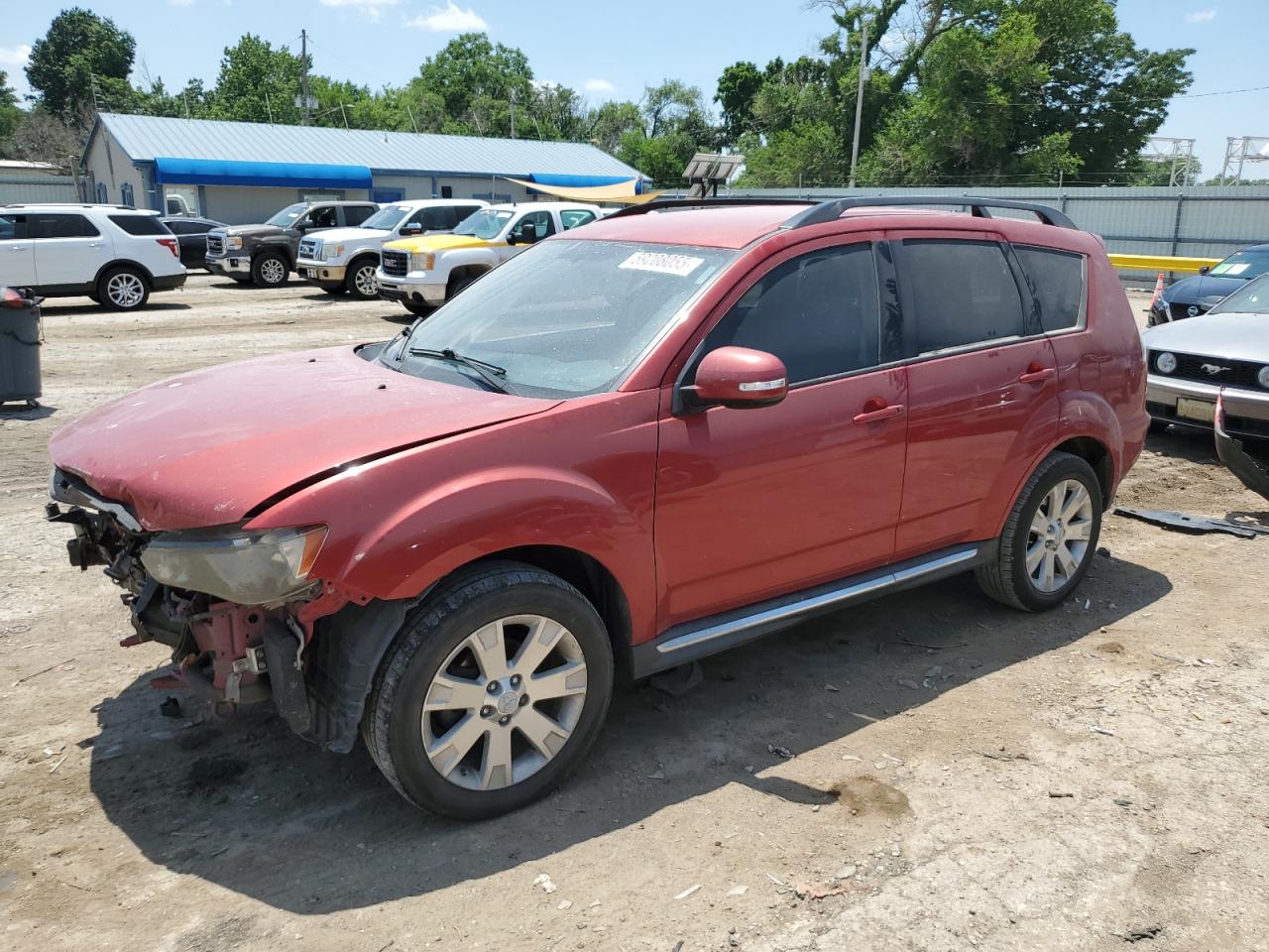 MITSUBISHI OUTLANDER SE
