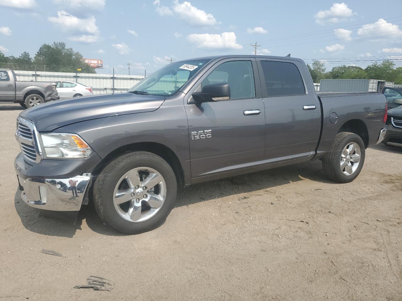 RAM 1500 SLT