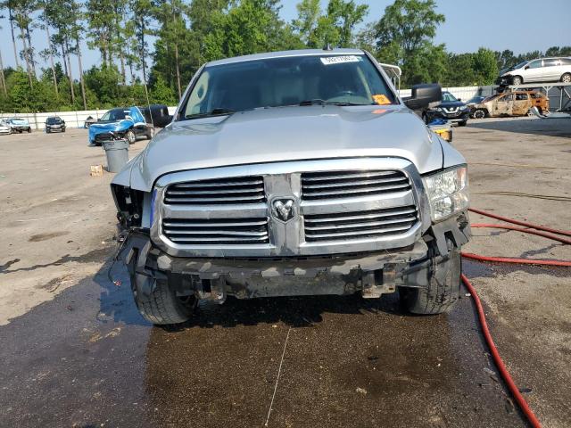 2016 RAM 1500 SLT 3C6RR7LT3GG352627
