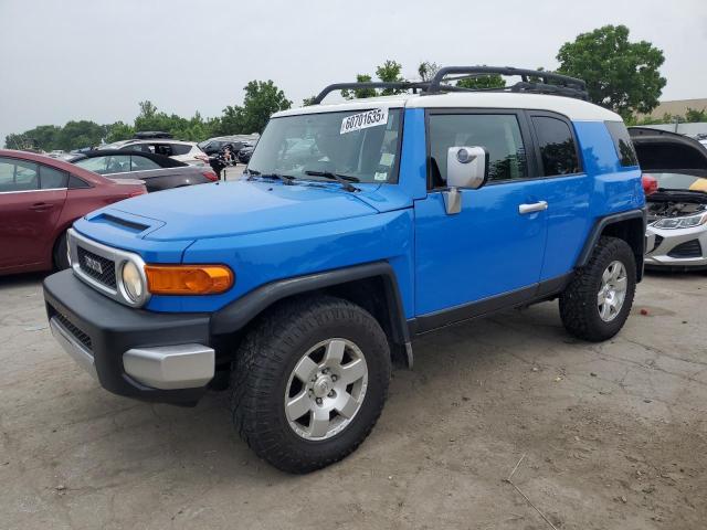 TOYOTA FJ CRUISER