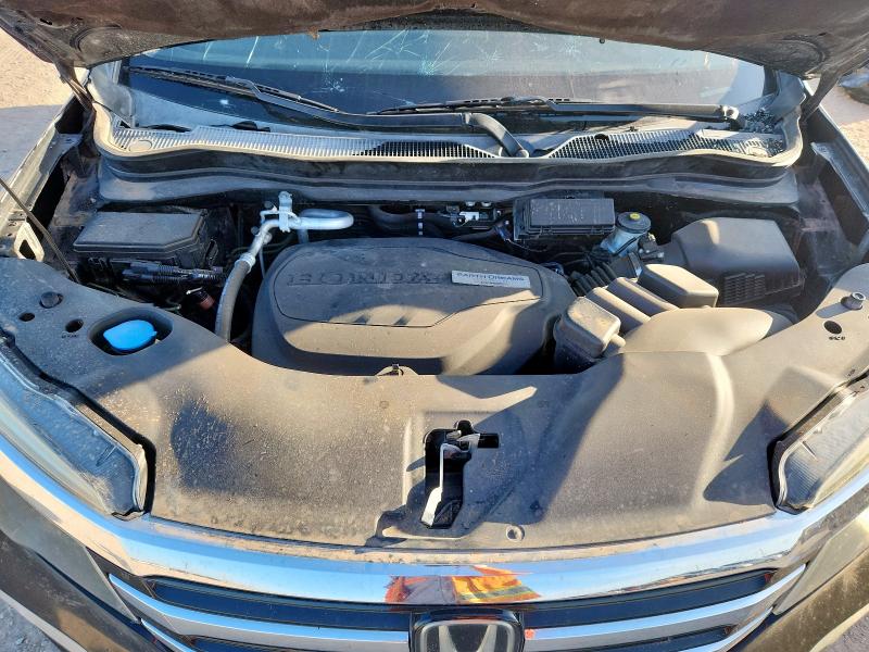 2016 HONDA PILOT TOUR 5FNYF6H98GB123290