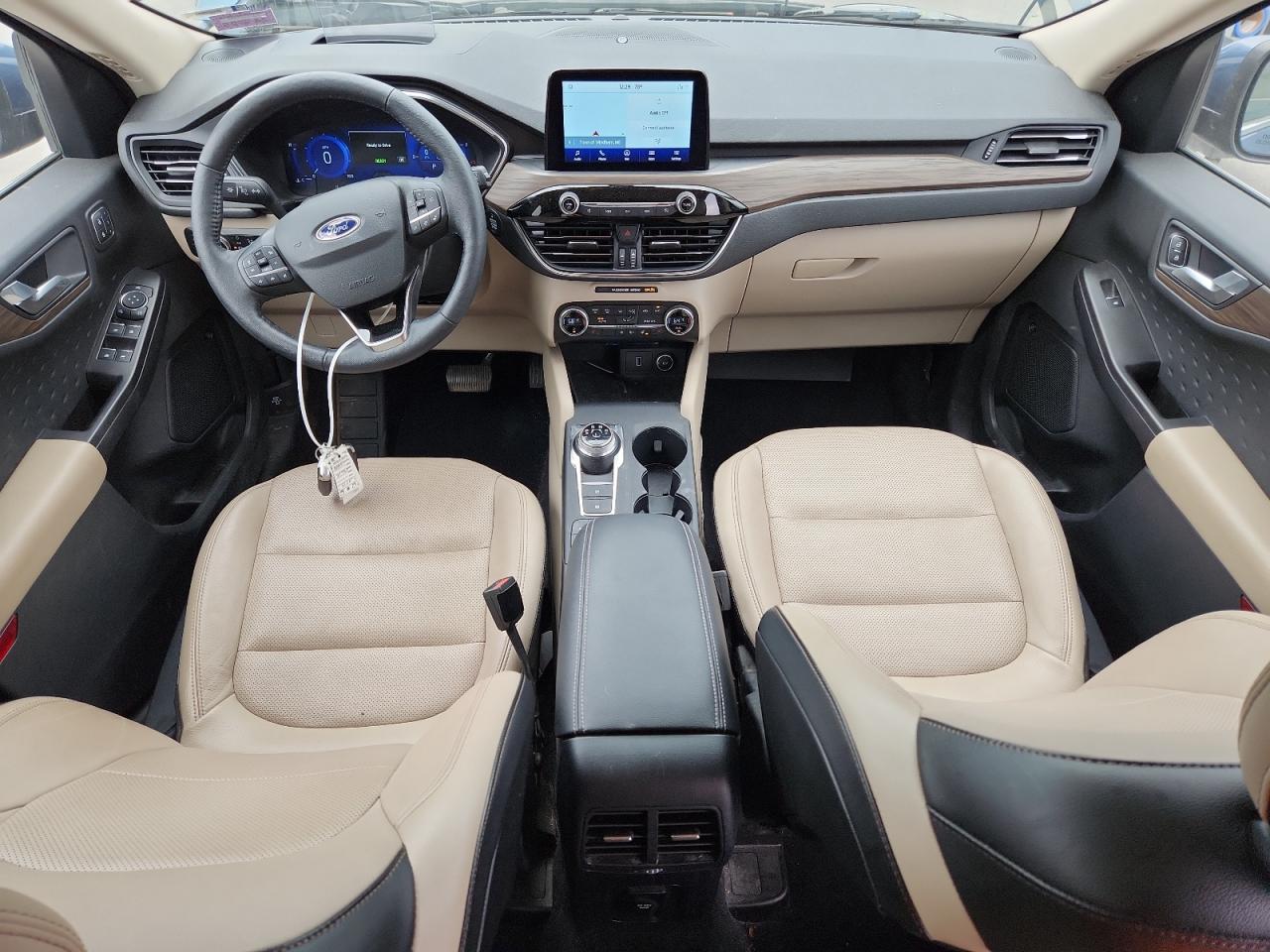 FORD ESCAPE TITANIUM