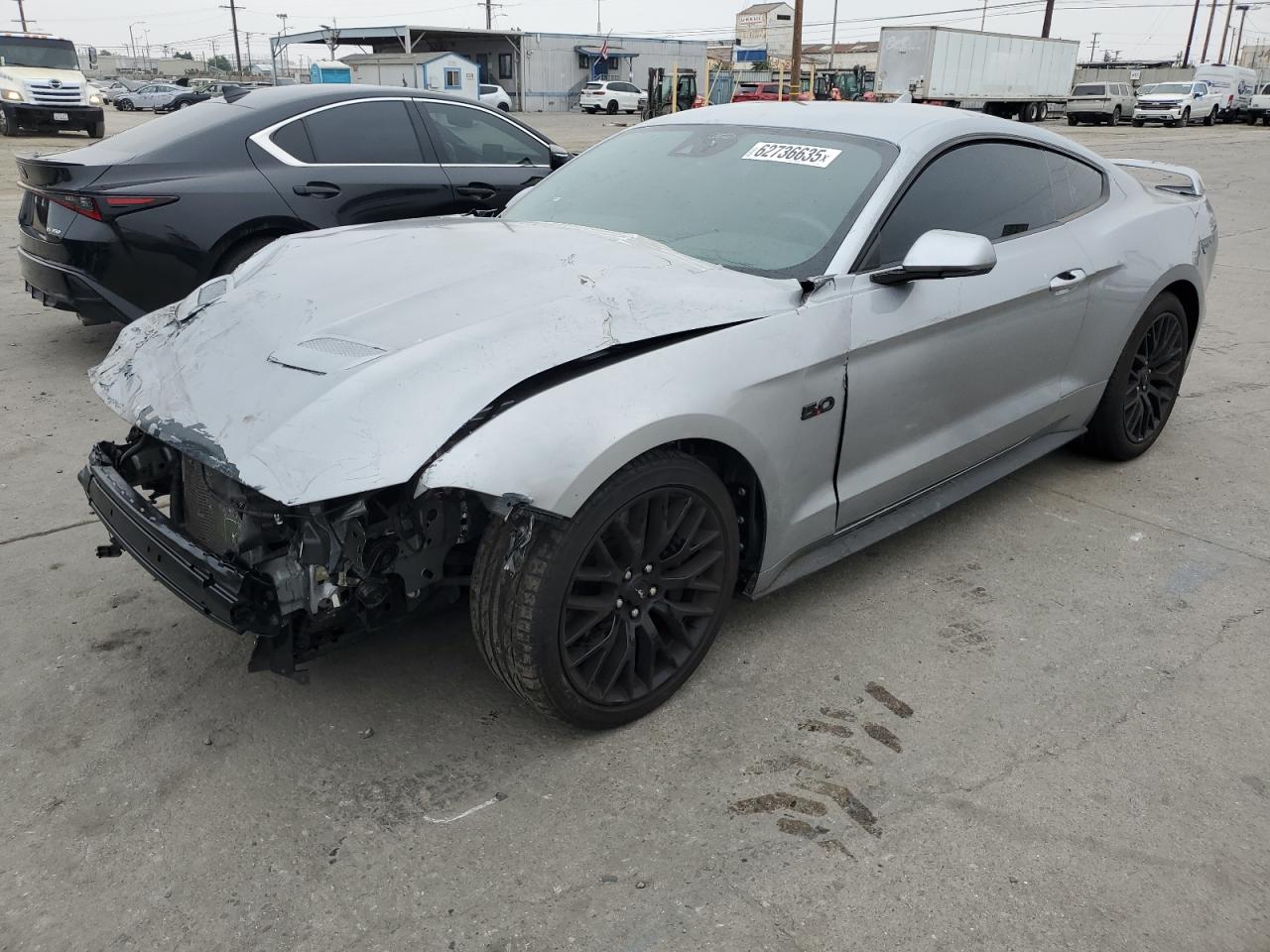 FORD MUSTANG GT