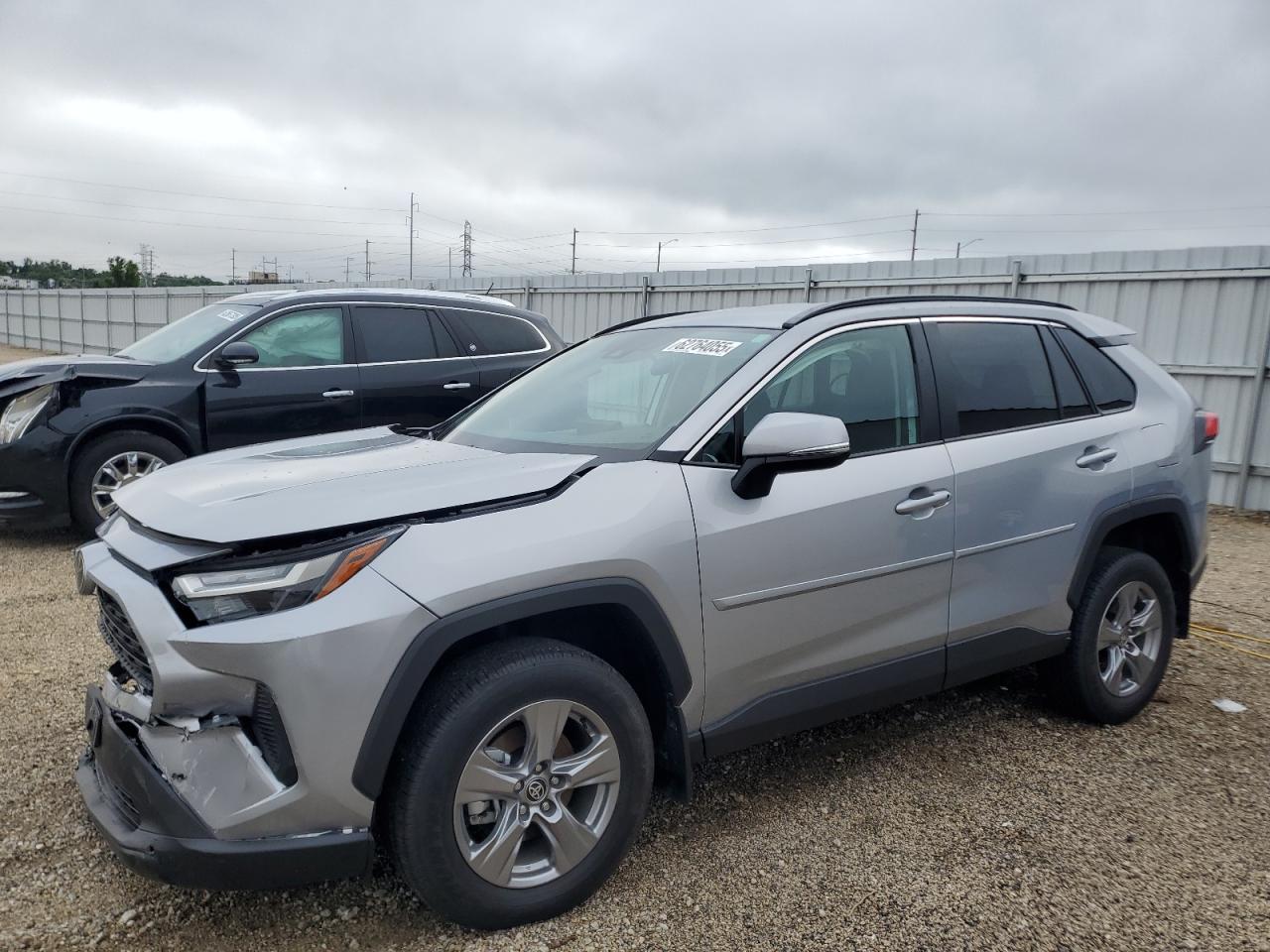 TOYOTA RAV4 XLE