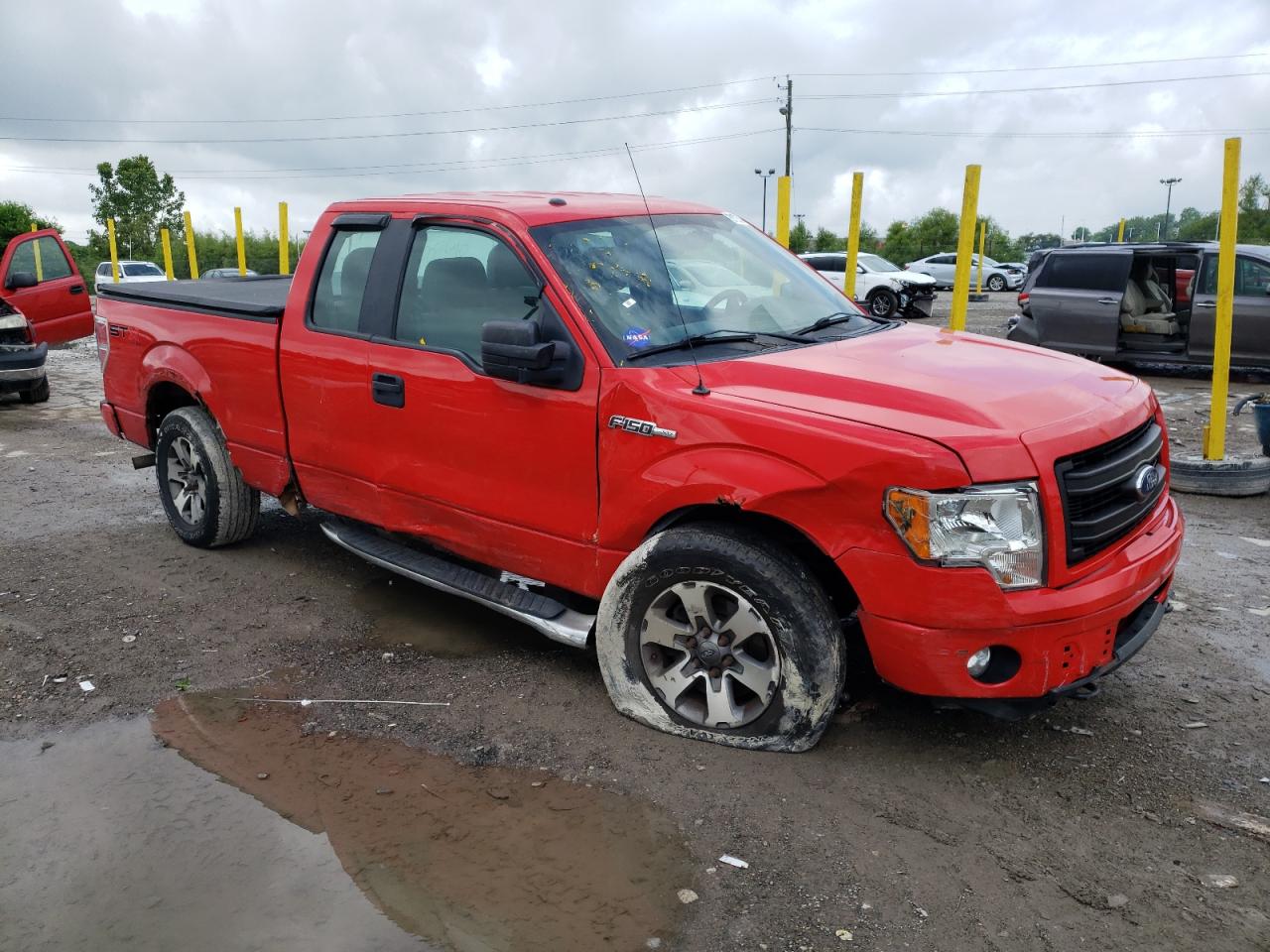 FORD F-150 SUPER CAB