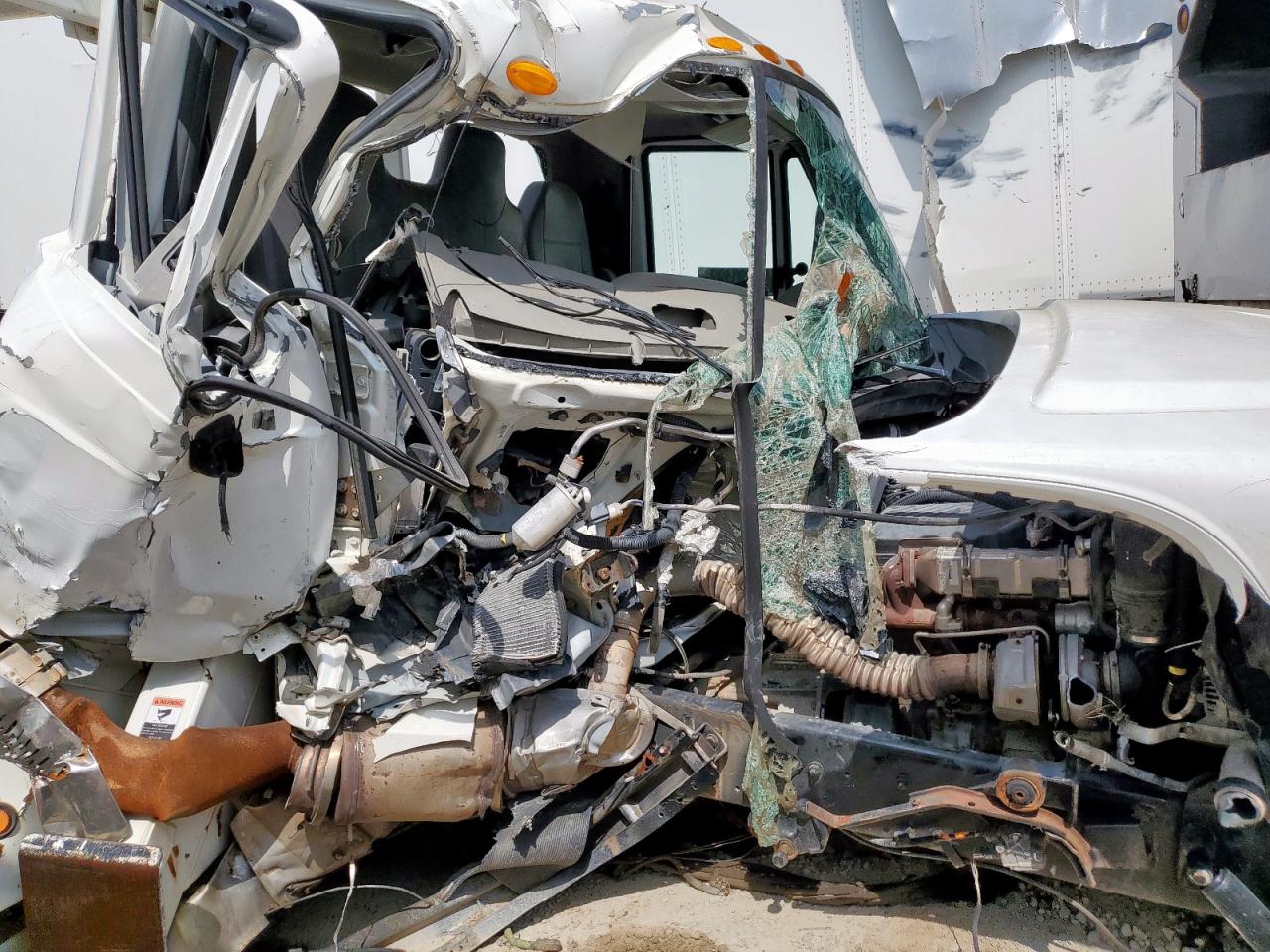 Lot #3203961167 2010 INTERNATIONAL 7000 7400