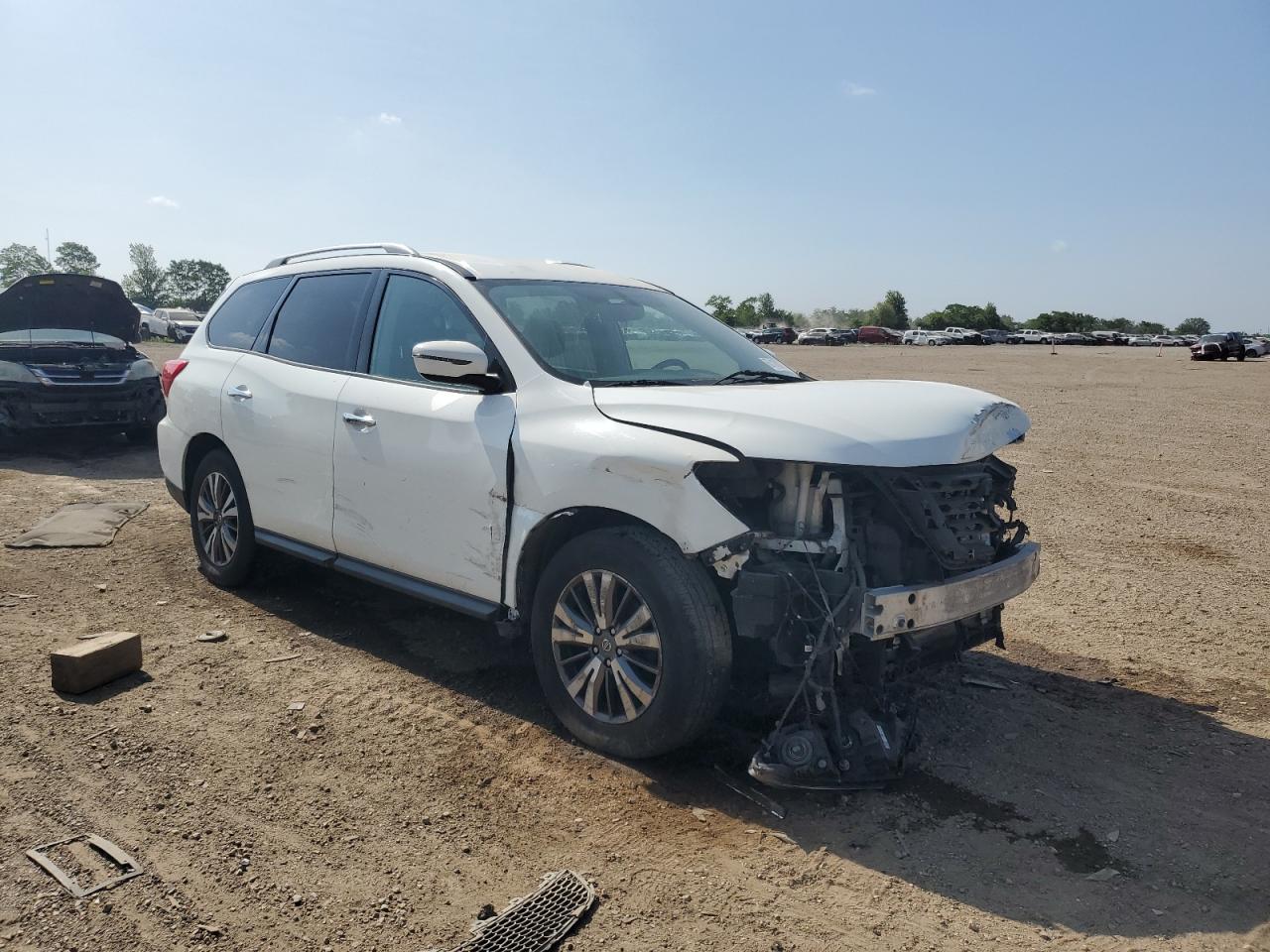 Nissan Pathfinder 2017