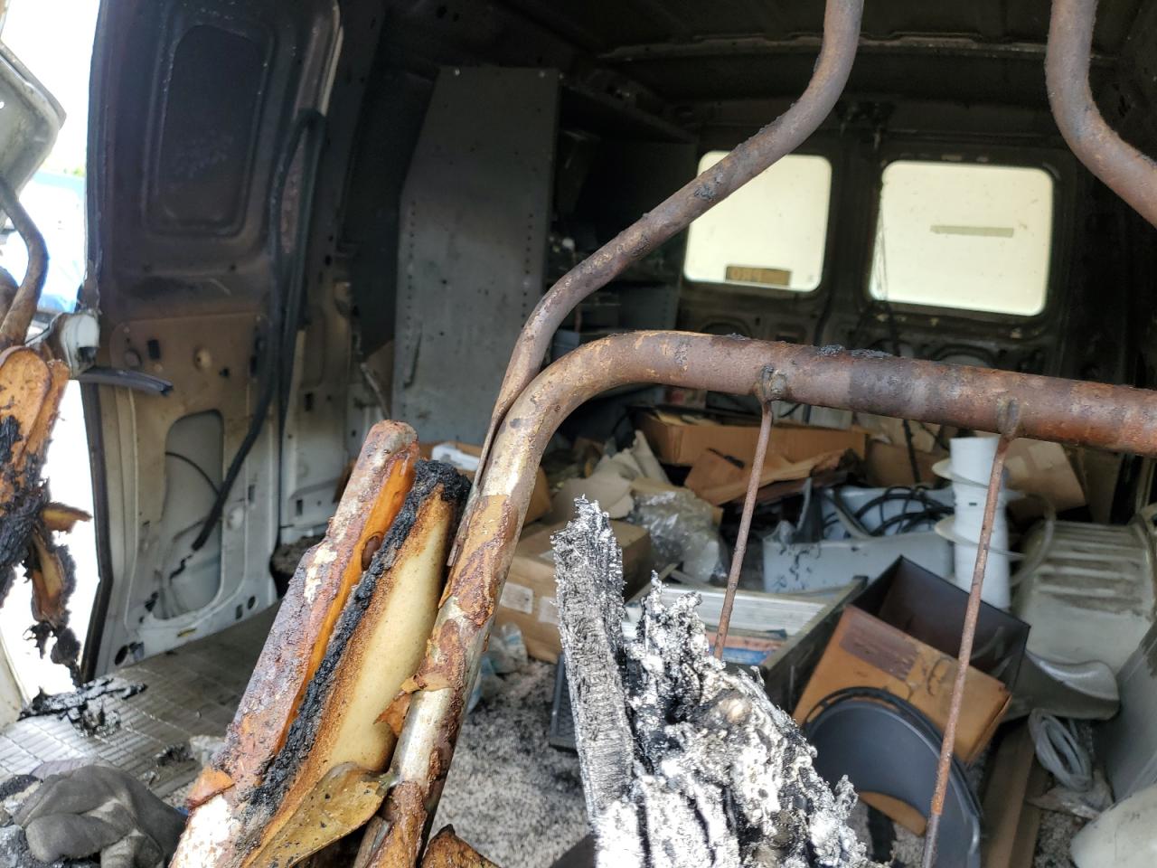 FORD ECONOLINE E250 VAN