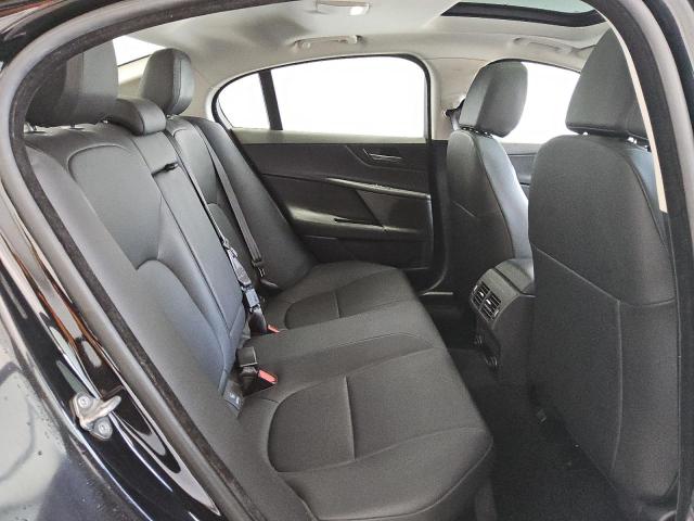 2018 JAGUAR XE SAJAS4FX8JCP19931
