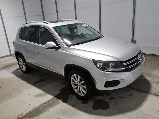 Vin: wvgrv7axxhw502712, lot: 60052095, volkswagen tiguan wolfsburg 20174