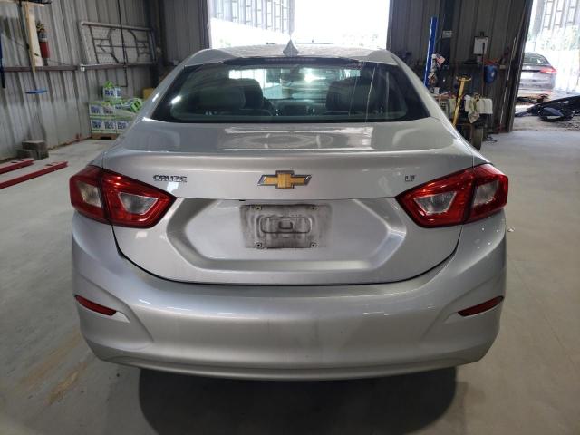 2018 CHEVROLET CRUZE LT 1G1BE5SM7J7222625