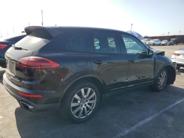 Vin: wp1aa2a20hka80640, lot: 61038585, porsche cayenne 20173