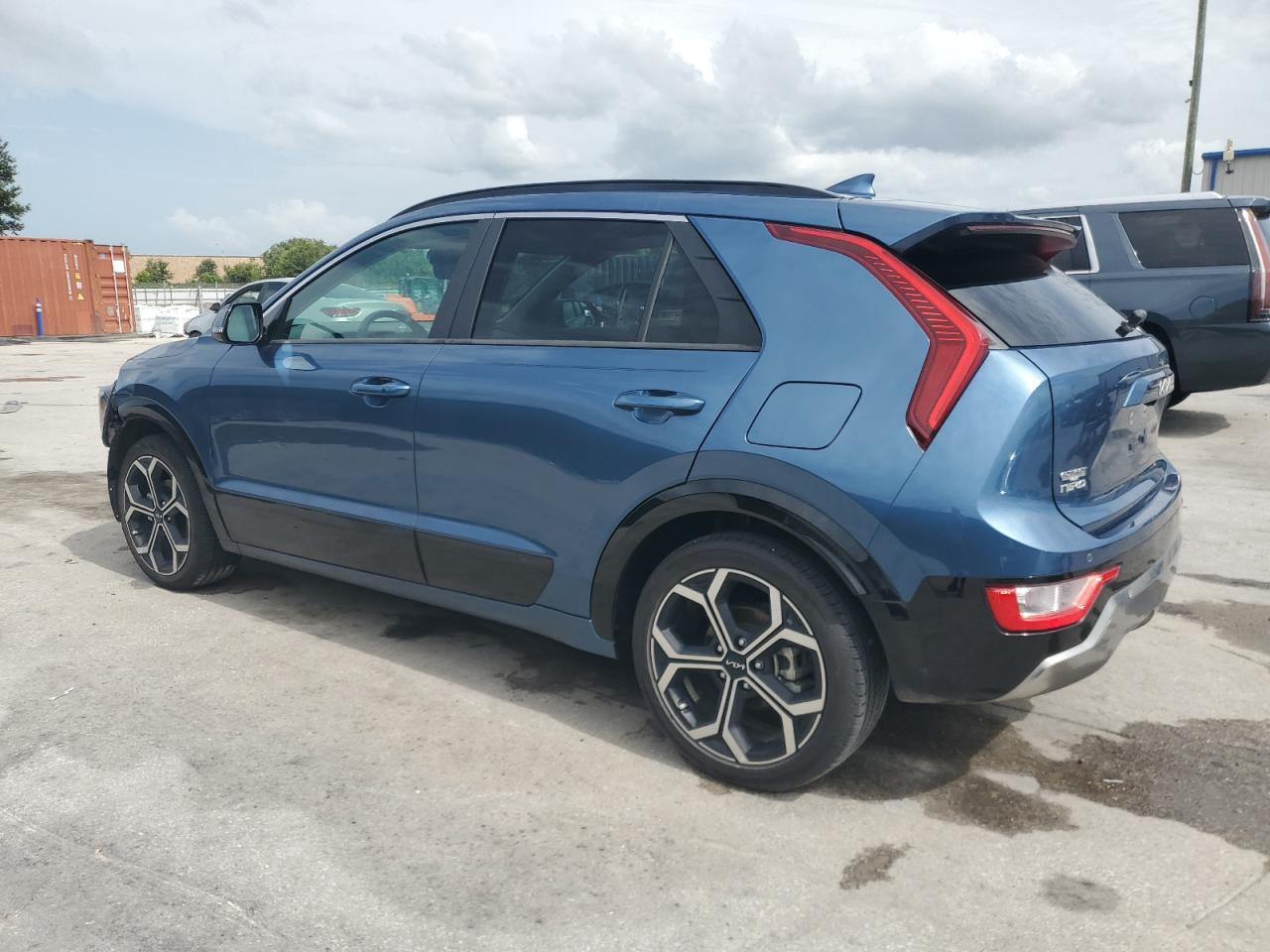 KIA NIRO EX