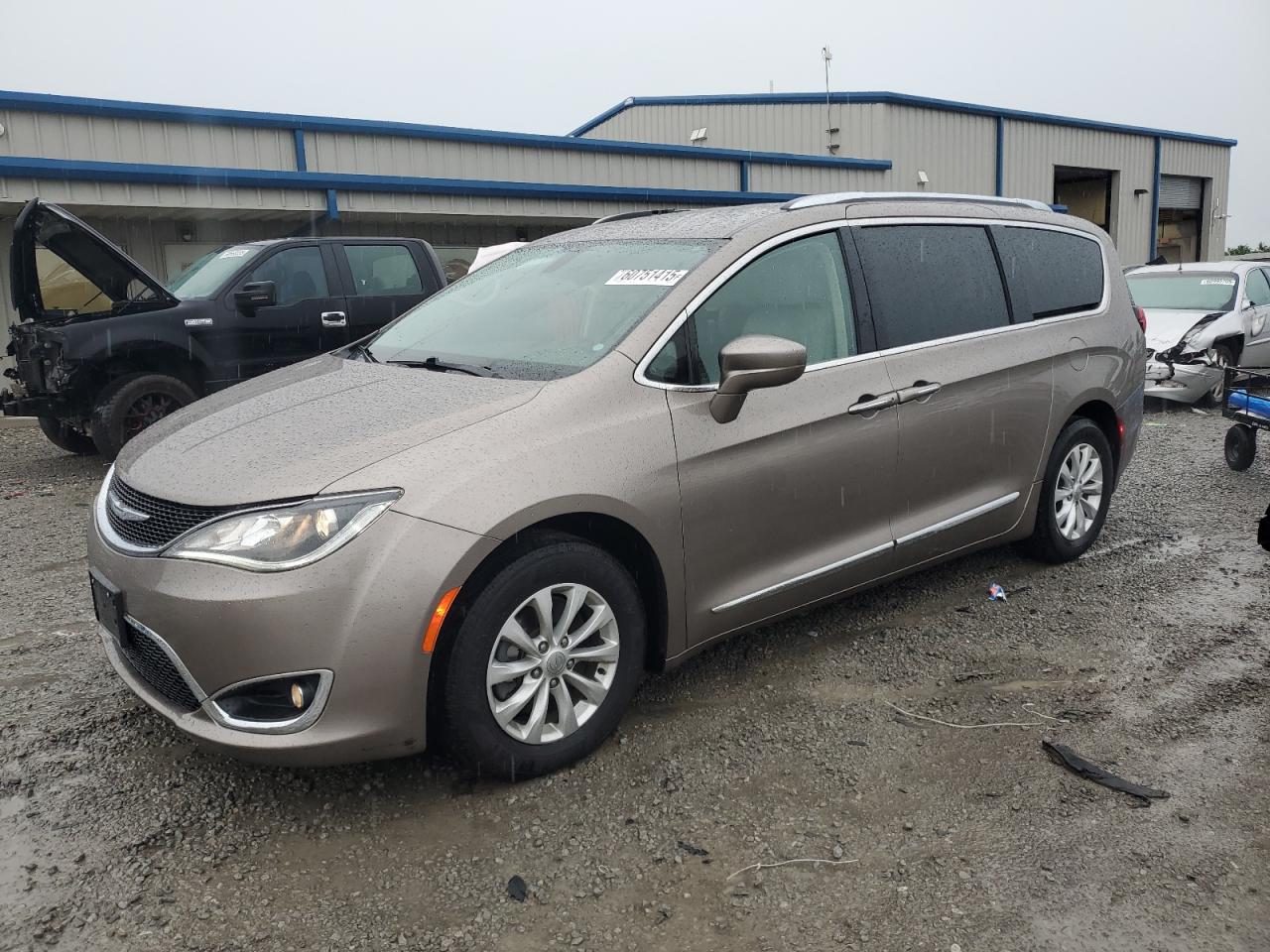 CHRYSLER PACIFICA TOURING L