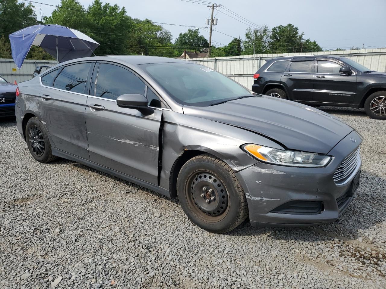 FORD FUSION S