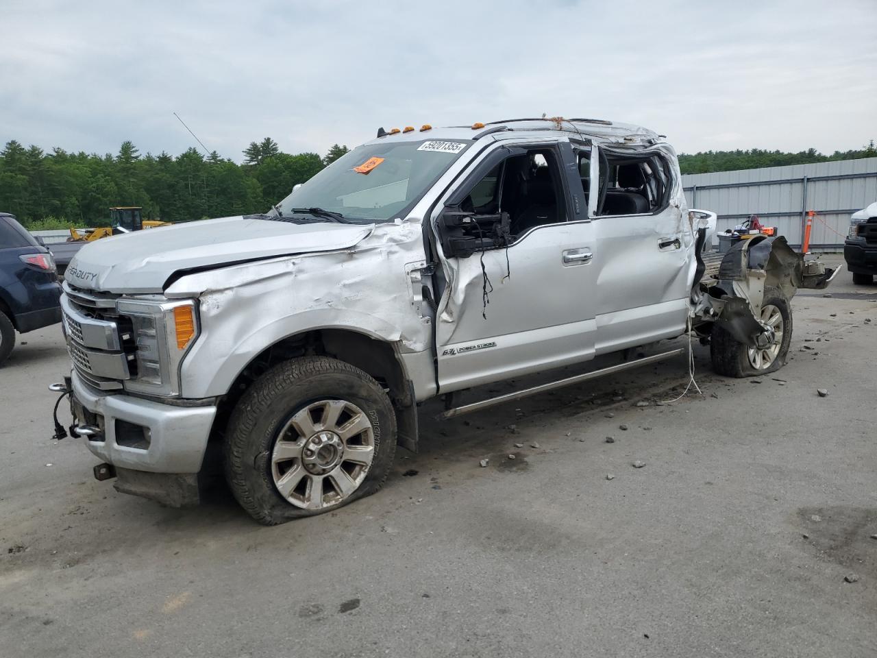 Lot #3215369237 2019 FORD F350 SUPER