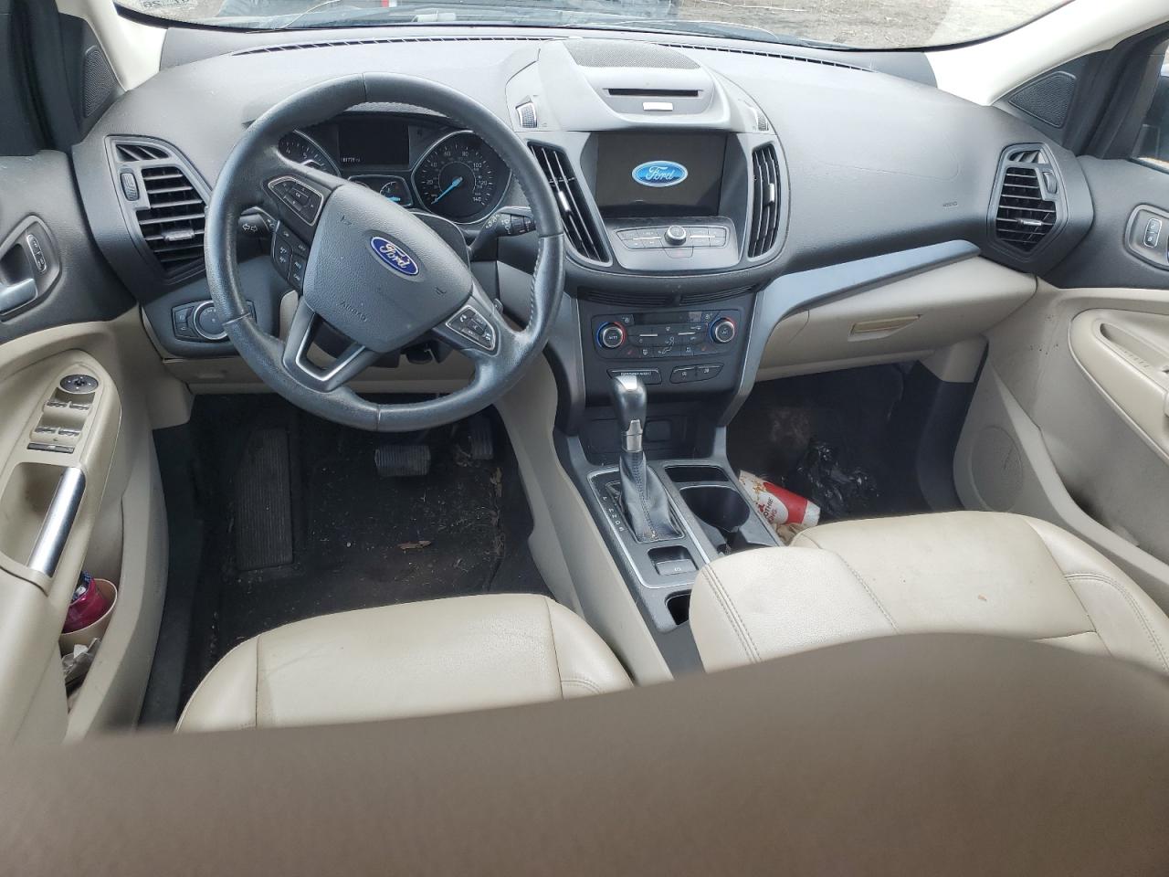 Ford Escape se 2017