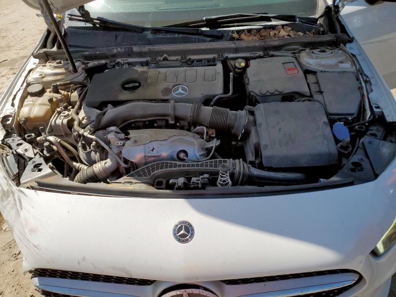 2019 MERCEDES-BENZ A 220 4MAT WDD3G4FB0KW034857
