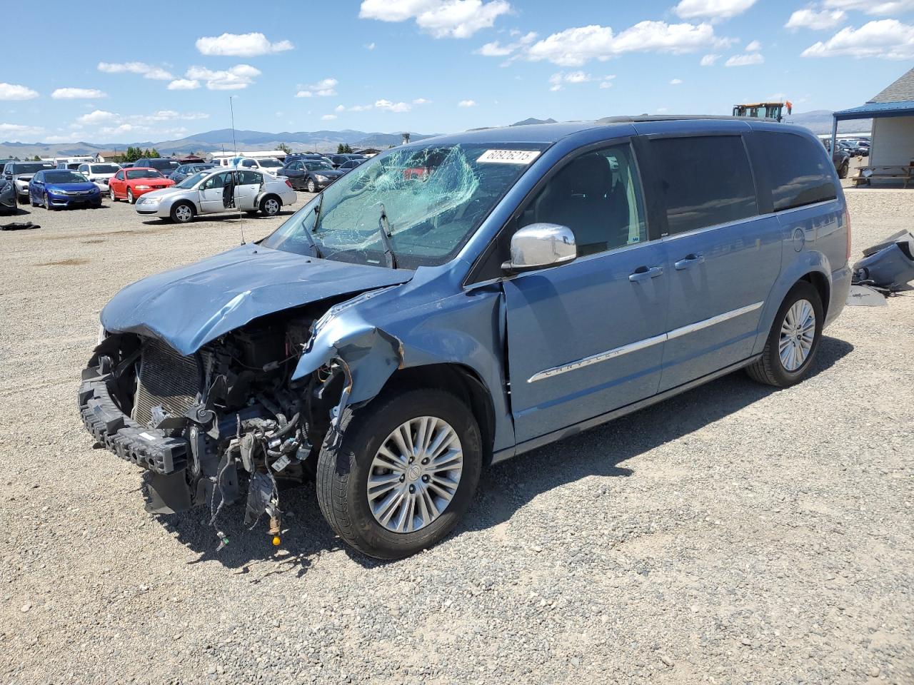 CHRYSLER TOWN & COUNTRY TOURING L
