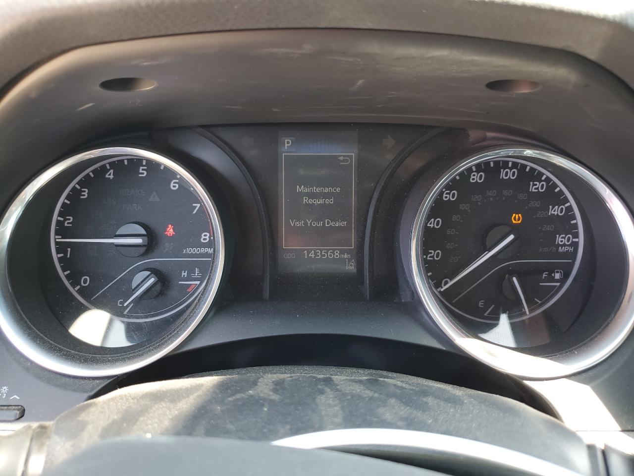Toyota Camry le 2020