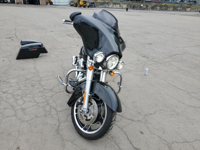 2011 HARLEY-DAVIDSON FLHX 1HD1KBM10BB670067