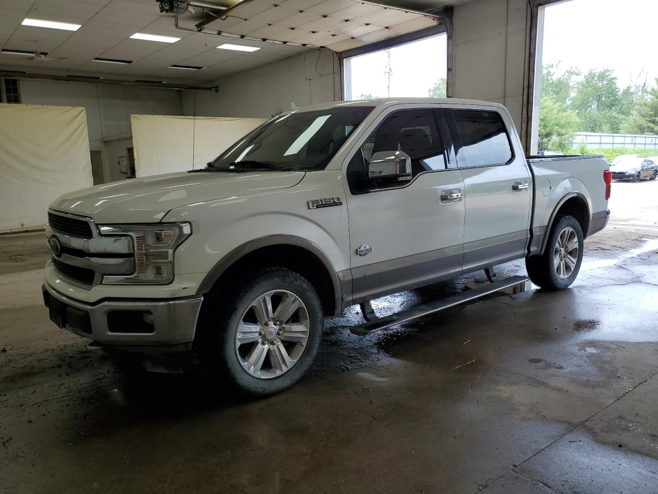 Lot #3185910392 2019 FORD F150 SUPER