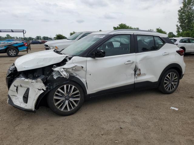 NISSAN KICKS SV