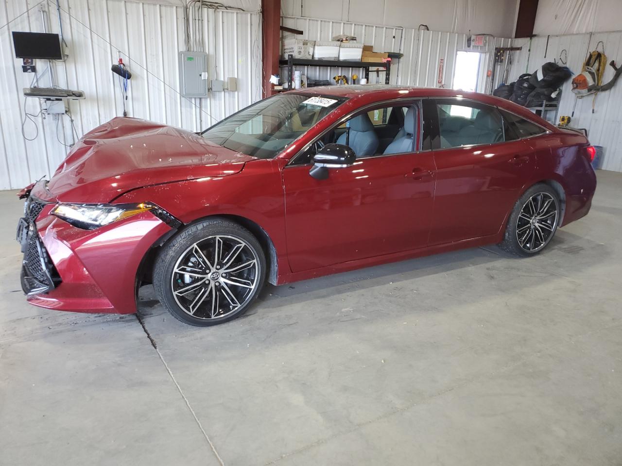 TOYOTA AVALON XSE