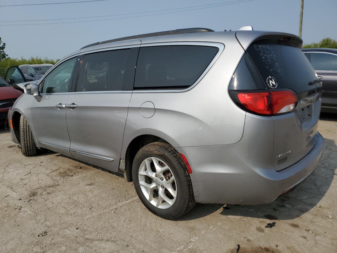 CHRYSLER PACIFICA TOURING L