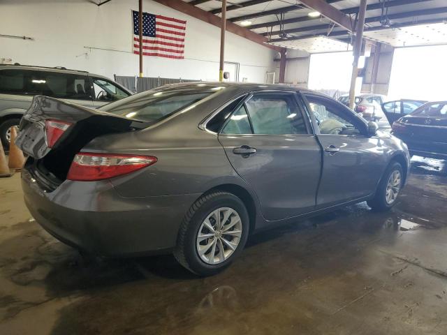Vin: 4t1bf1fk3hu716915, lot: 60135165, toyota camry le 20173
