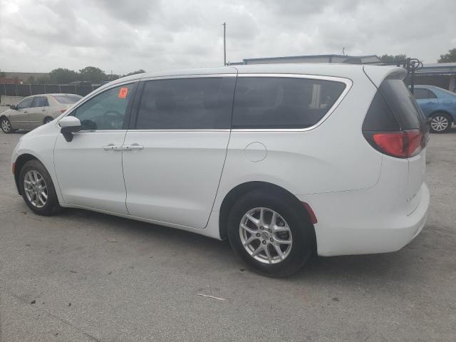 CHRYSLER VOYAGER LX 2022 white  Flexible Fuel 2C4RC1CG5NR204111 photo #3