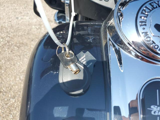 2019 HARLEY-DAVIDSON FLHX 1HD1KBC13KB637937