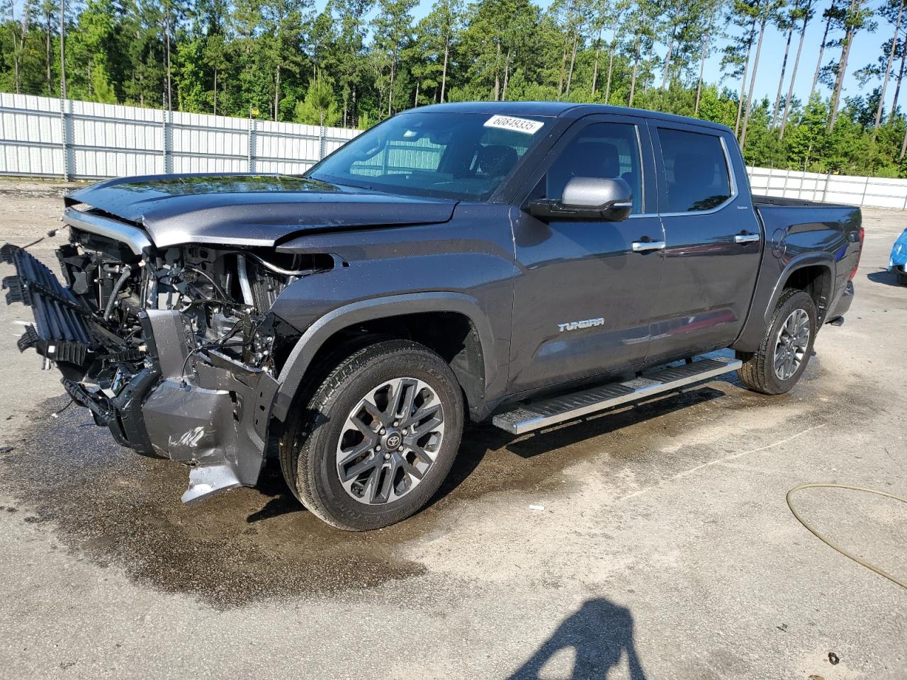 TOYOTA TUNDRA CREWMAX LIMITED