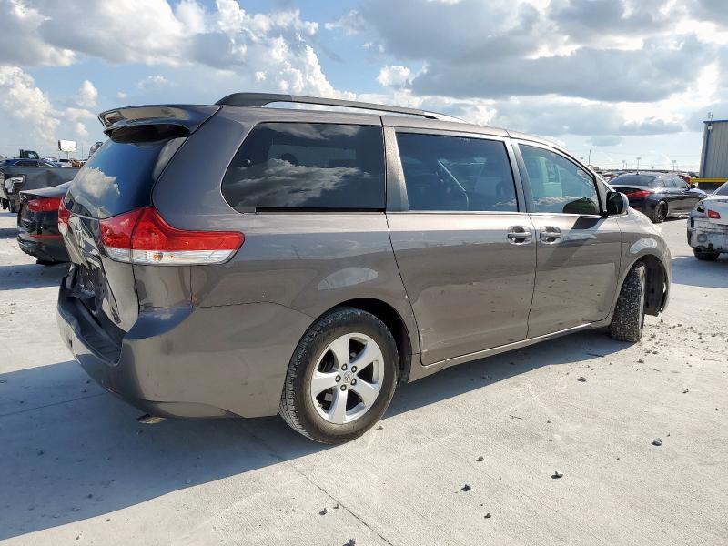 Vin: 5tdkk3dc8es445454, lot: 62014095, toyota all models le 20143