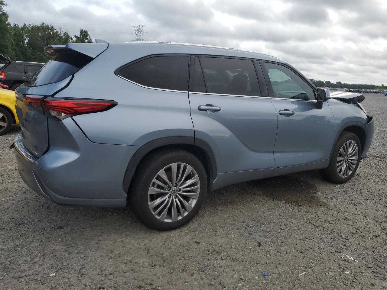 Toyota Highlander 2022