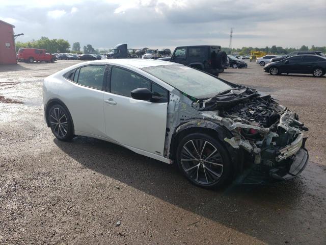 Vin: jtdadabu8p3001324, lot: 61547485, toyota prius le 20234