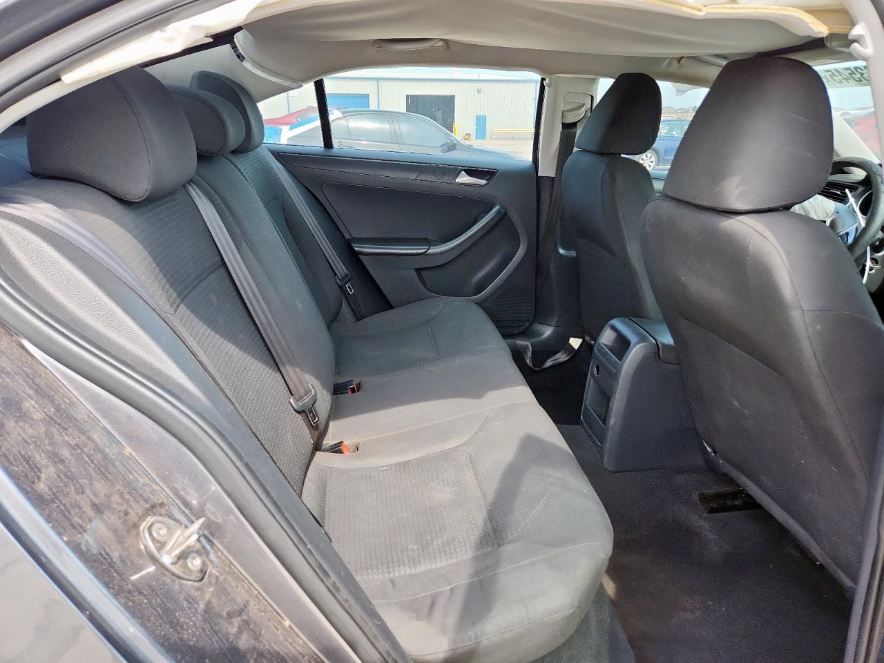 Volkswagen Jetta base 2015