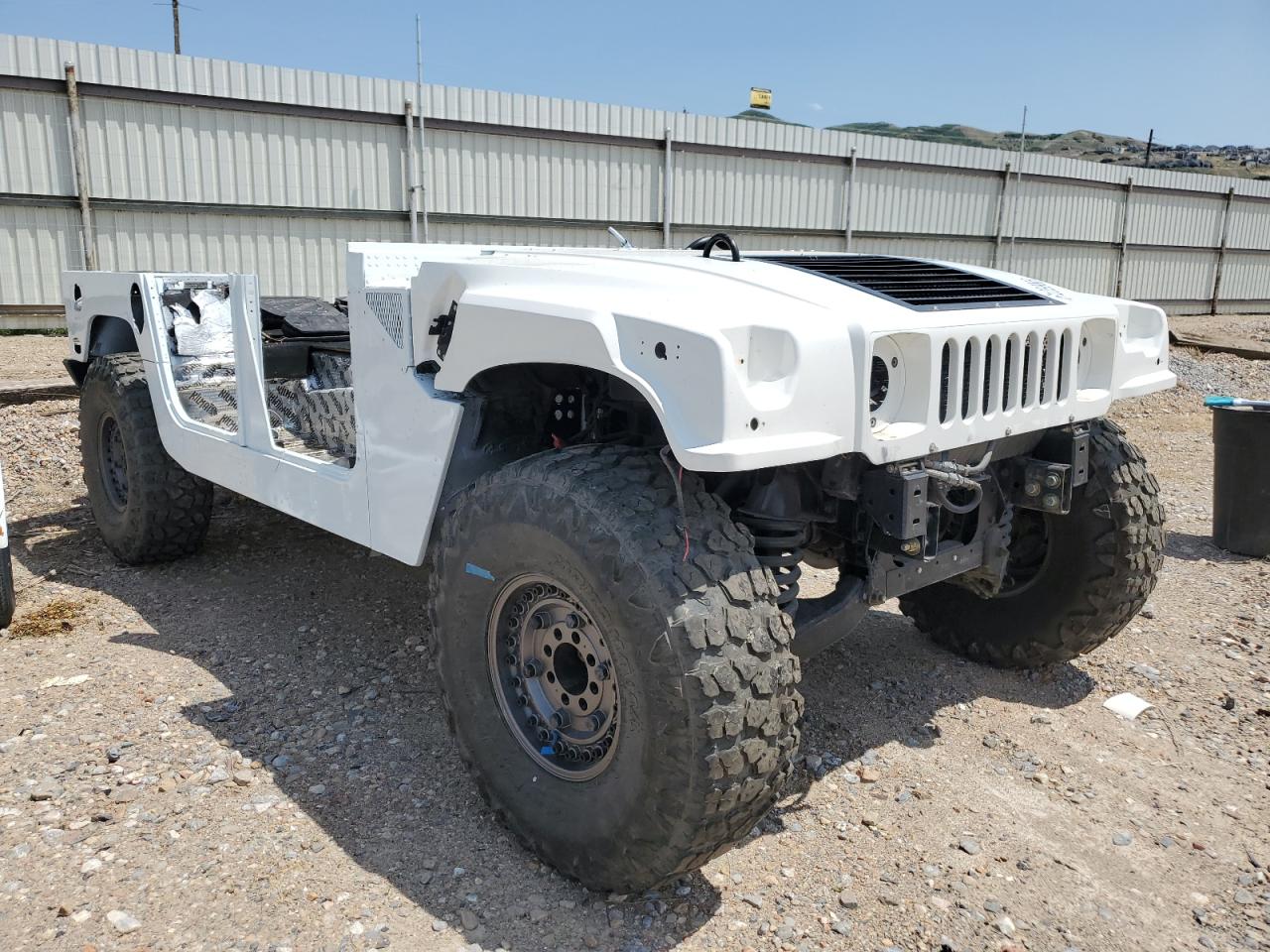 Lot #3272005479 1997 AMERICAN GENERAL H1 HMC4