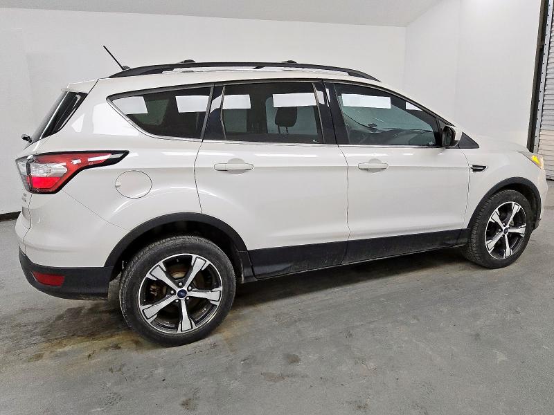 Vin: 1fmcu0hd6jub24451, lot: 60249355, ford escape sel 20183