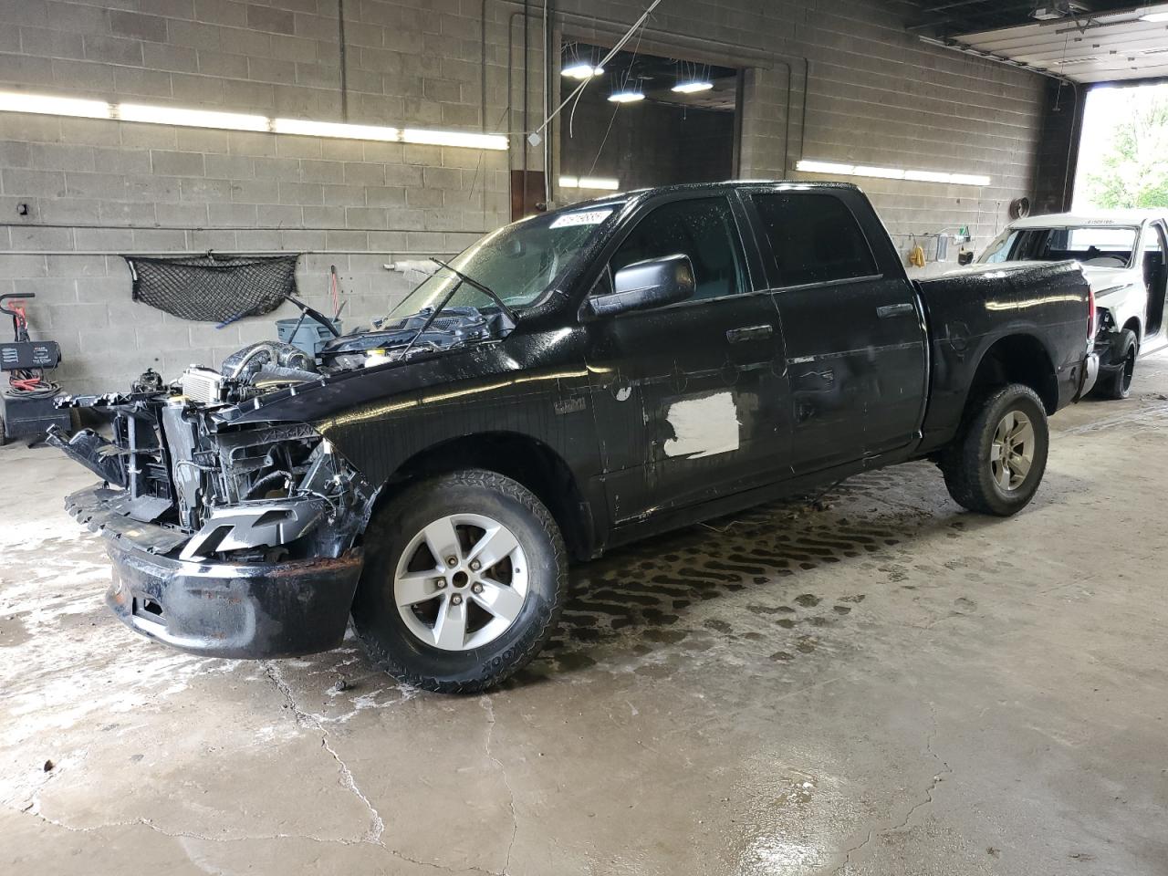 RAM 1500 TRADESMAN