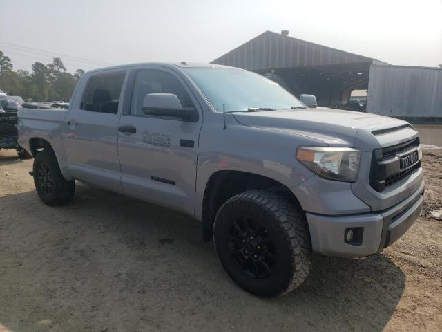 5TFDW5F16HX617340 Toyota Tundra Crewmax Sr5 2017