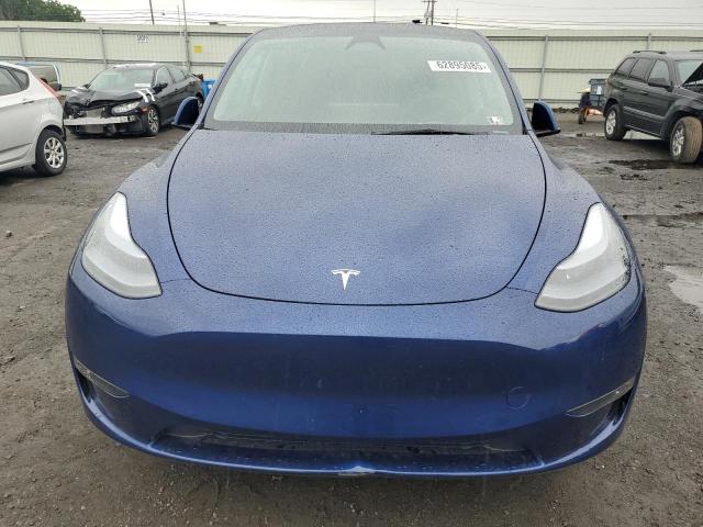 2024 TESLA MODEL Y 7SAYGDEE0RA321450