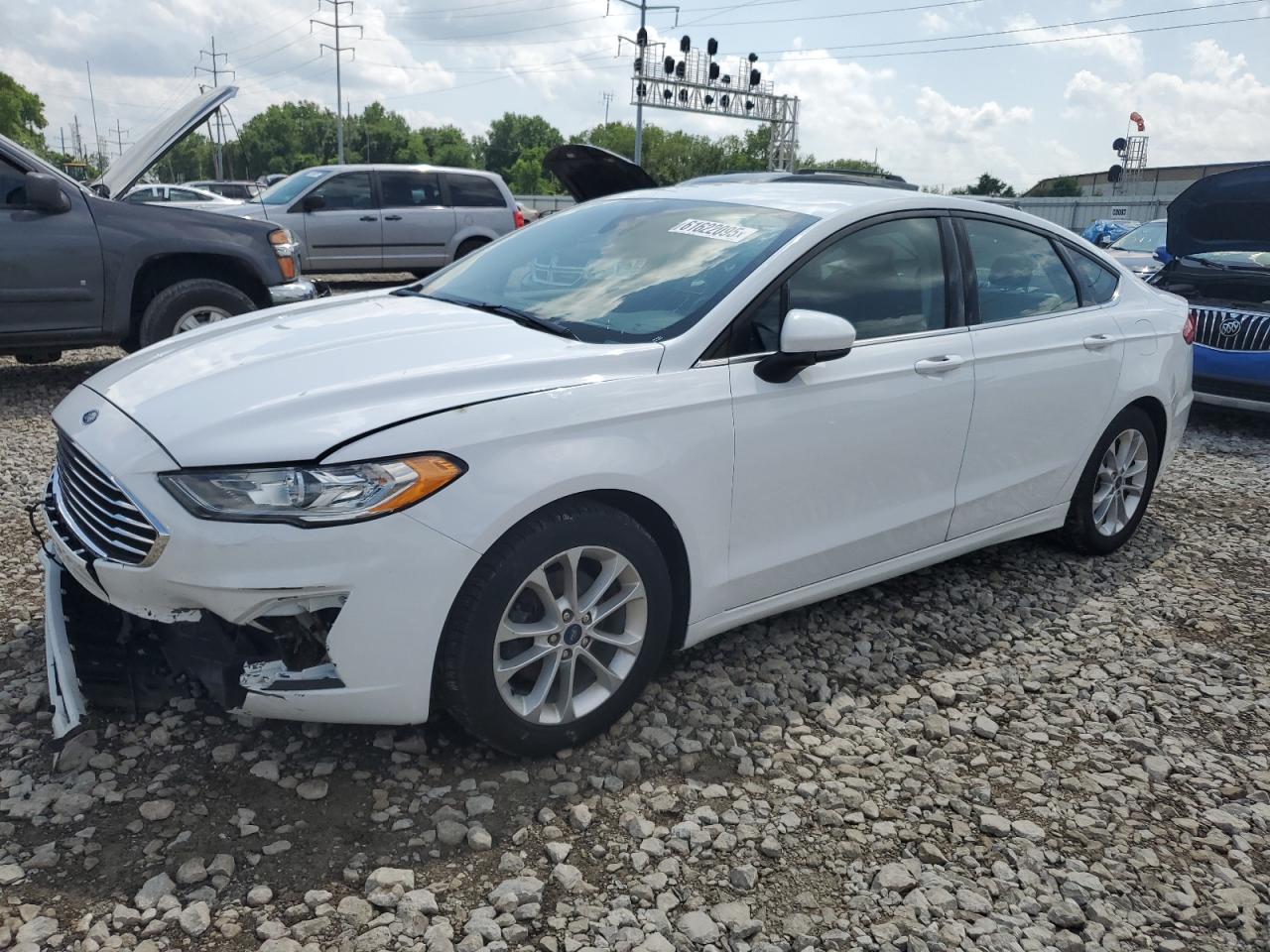 FORD FUSION SE